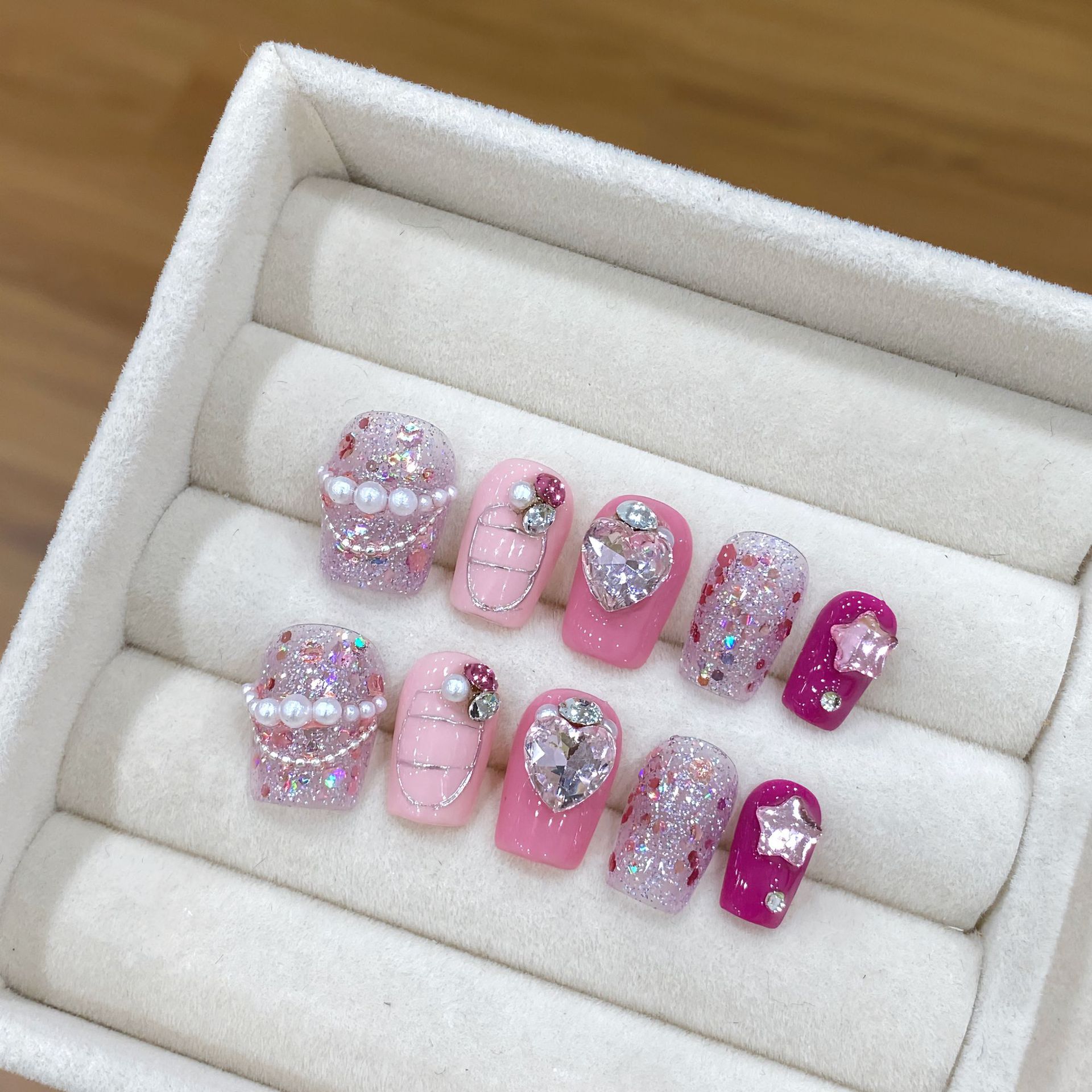 Nail Art Strawberry - Handmade Press on Nails Shiny Sequin