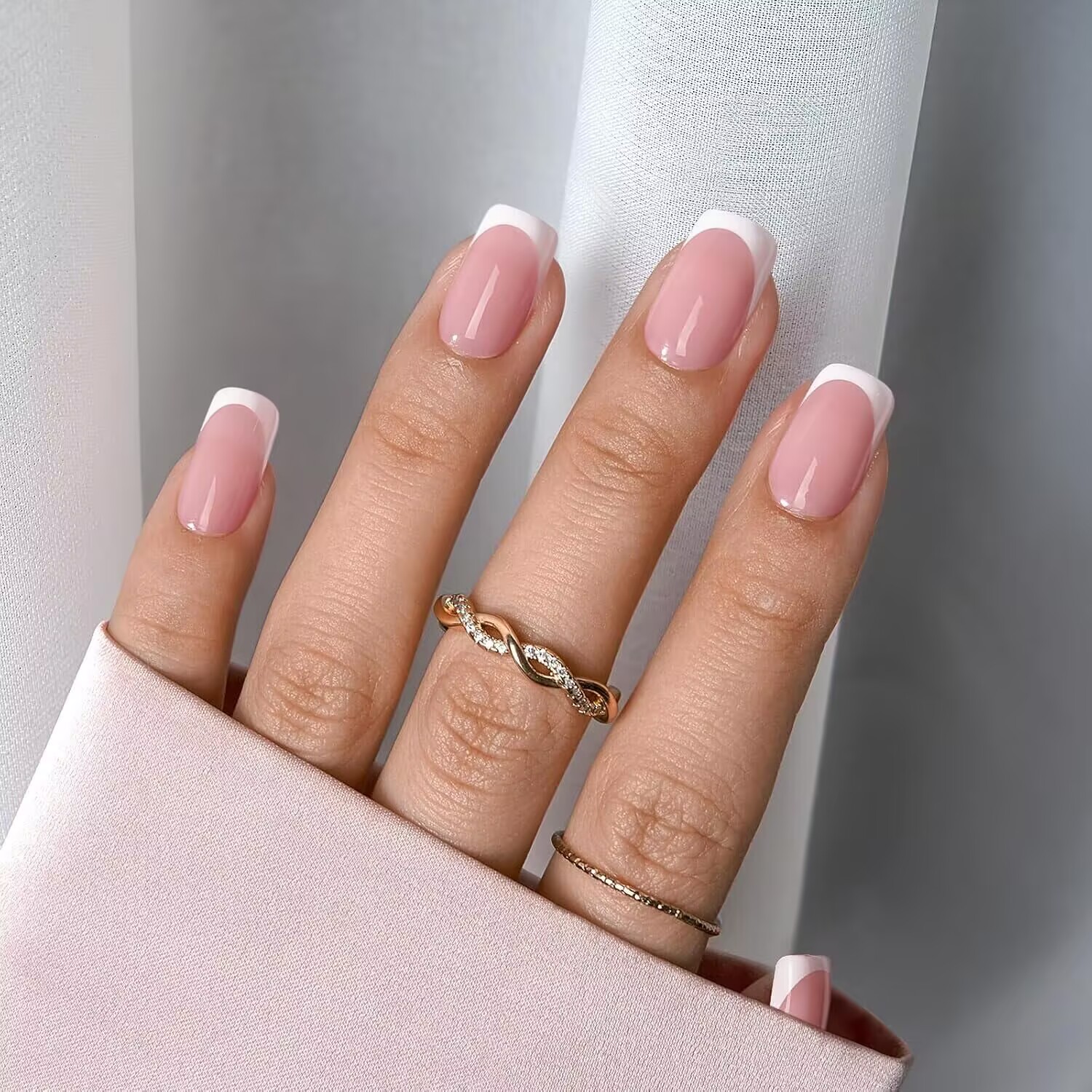 24PCS Short Square White Franc - Nail Art France บทวิจารณ์และราคา