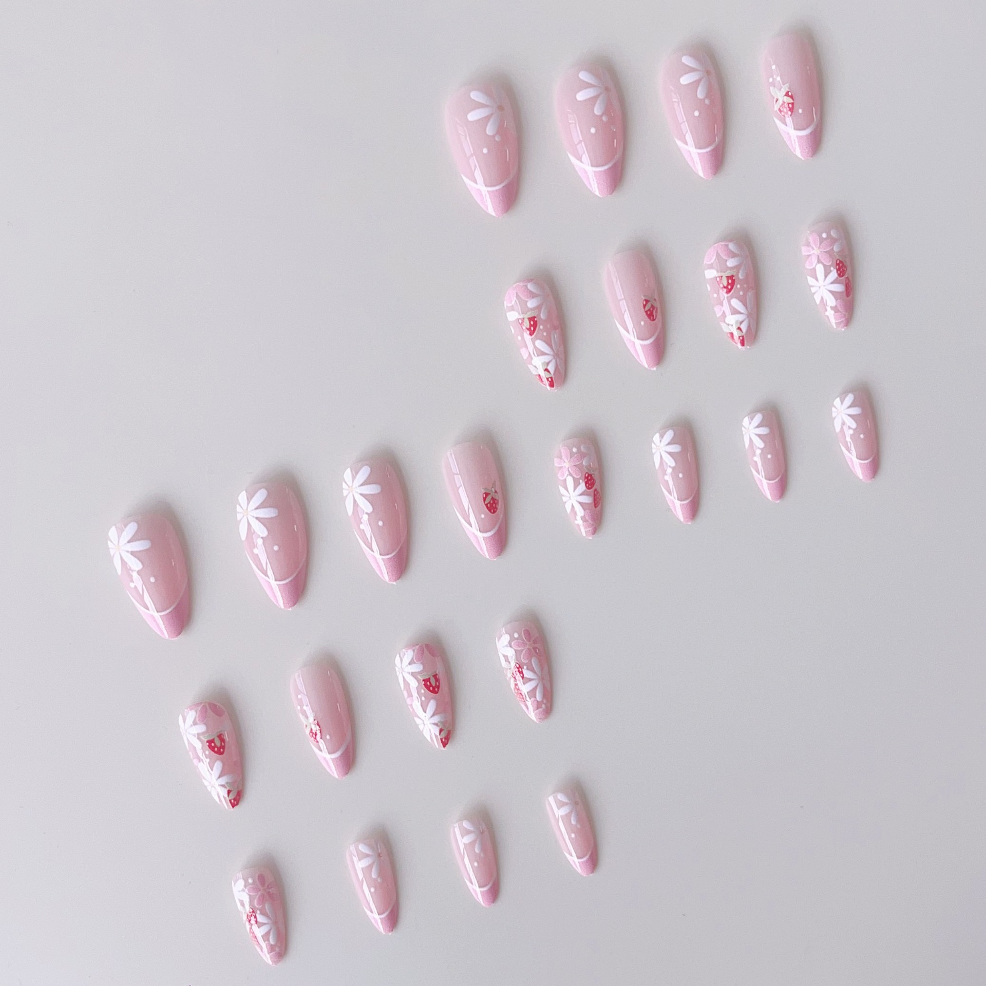 24pcs Ins Short Almond False N - Nail Art Strawberry บทวิจารณ์และราคา